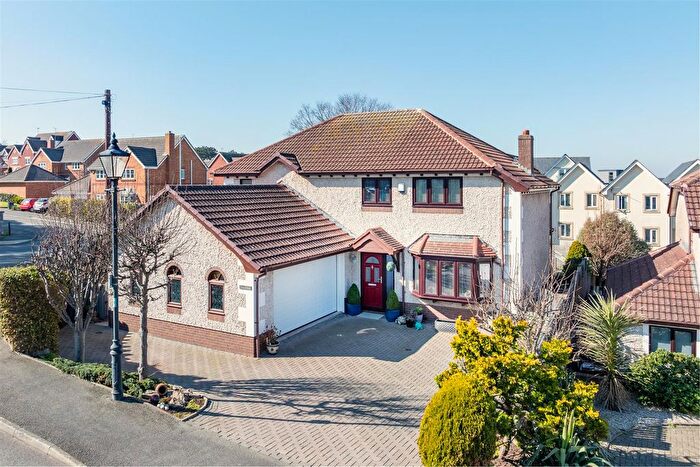 4 Bedroom Detached House For Sale In Bryn Colwyn, Colwyn Bay, LL29