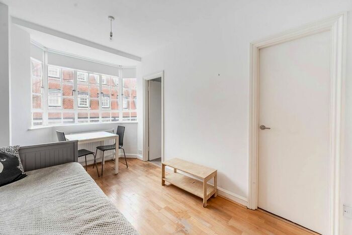 Studio To Rent In Sloane Avenue, Chelsea, London, SW3