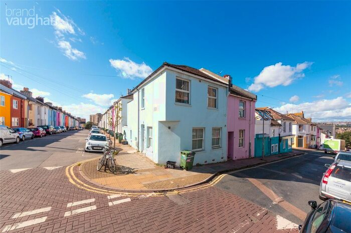 6 Bedroom End Of Terrace House To Rent In Southover Street, Brighton, East Sussex, BN2