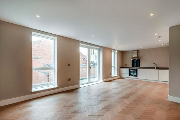 2 Bedroom Flat To Rent In Apartment, Lambert House, Harrogate, North Yorkshire, HG1