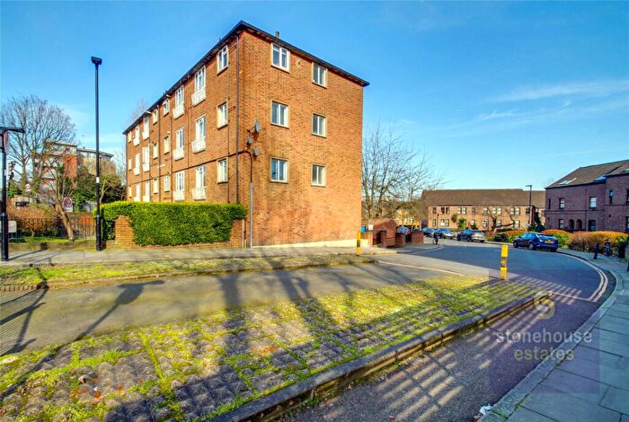 Apartment To Rent In Junction Road, Tufnell Park, London, N19