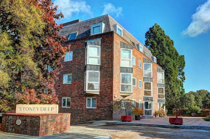 2 Bedroom Flat To Rent In Twickenham Road, Teddington, TW11