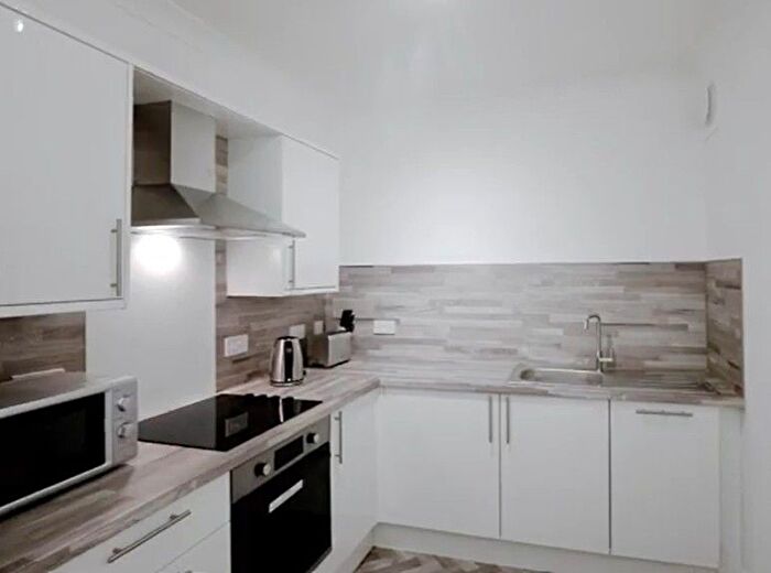 2 Bedroom Flat To Rent In West Princes Street, Woodlands, Glasgow, G4