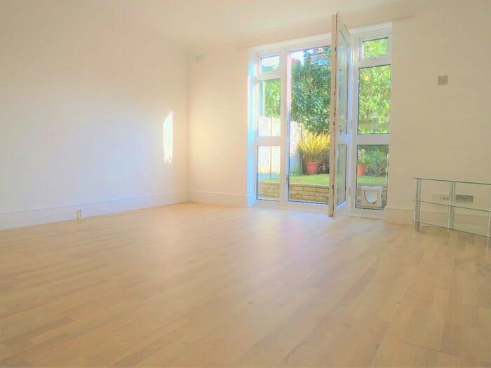 1 Bedroom Flat To Rent In Windsor Road, Teddington, TW11
