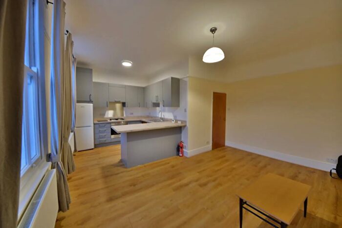 1 Bedroom Flat To Rent In Junction Road, Archway, N19