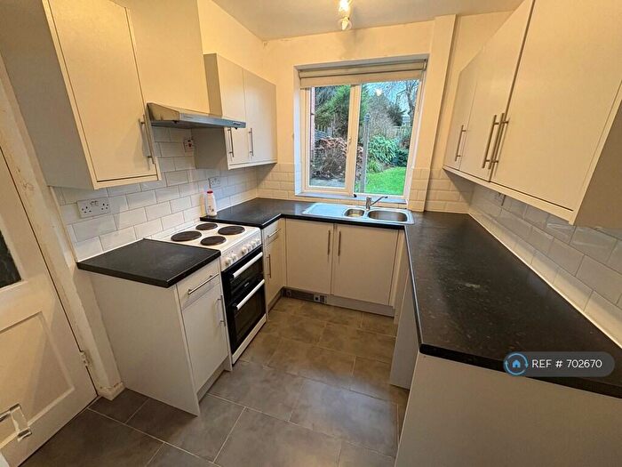 3 Bedroom Semi Detached House To Rent In Parsons Road, Redditch, B98