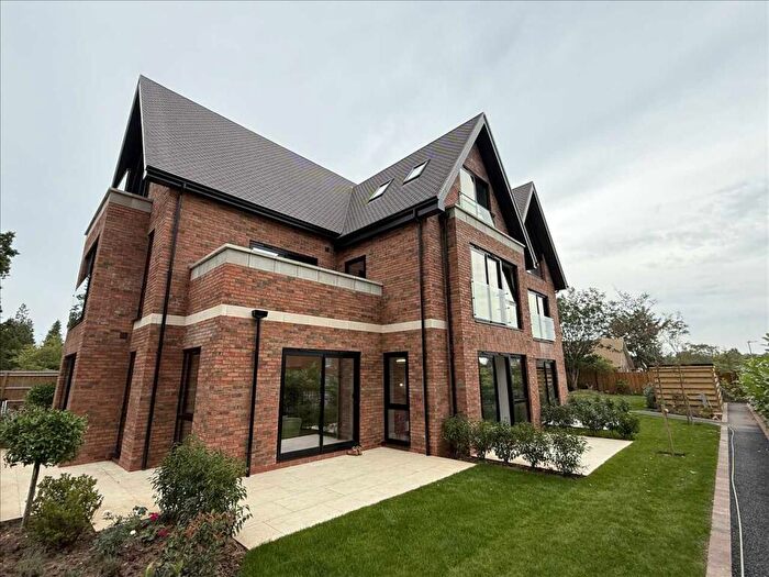 2 Bedroom Apartment To Rent In Mulberry Place, Blossomfield Road, Solihull, B91
