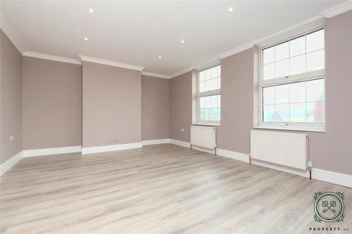 1 Bedroom Flat To Rent In Old Church Road, Chingford Mount, London, E4