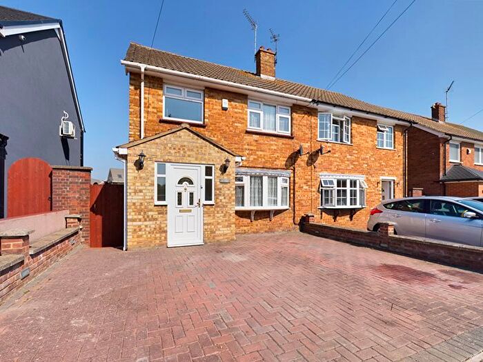 3 Bedroom Semi-Detached House To Rent In Martin Road, Aveley, South Ockendon, RM15