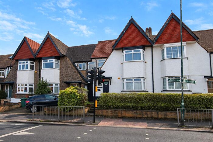 4 Bedroom Terraced House For Sale In Stanley Park Road, Carshalton, SM5