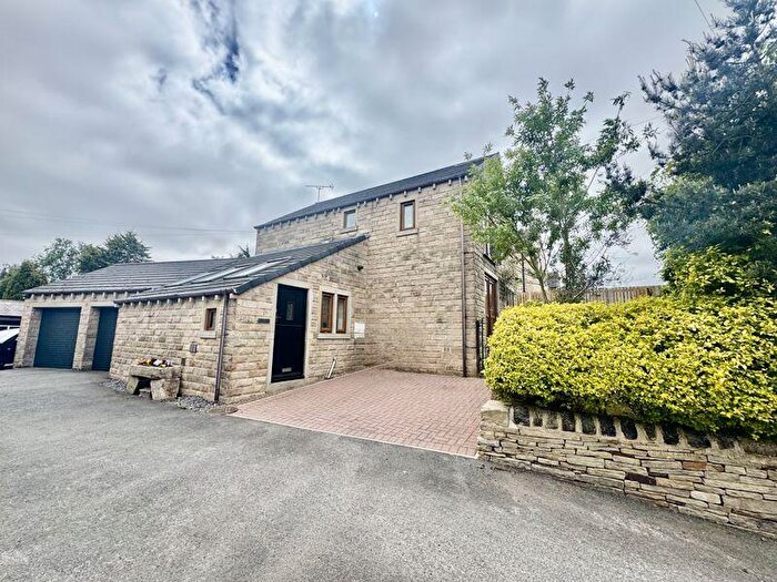 5 Bedroom Detached House For Sale In A Upper Bank End Road, Holmfirth, HD9