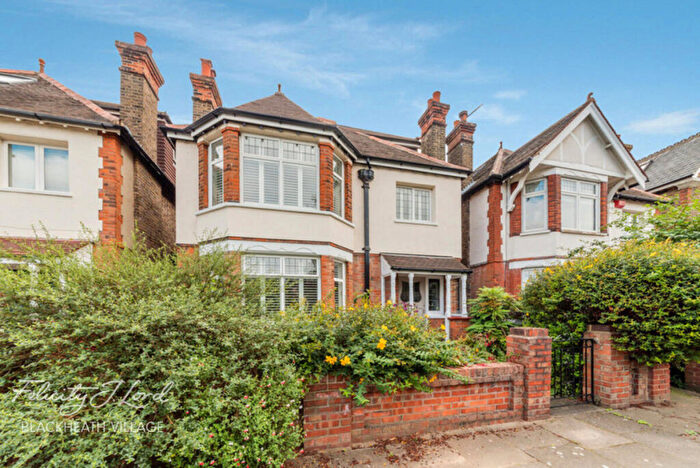 5 Bedroom Detached House For Sale In Weigall Road, London, SE12