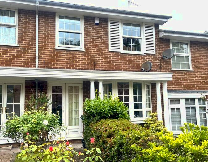 3 Bedroom Terraced House To Rent In Brendon Close, Tunbridge Wells, Kent, TN2