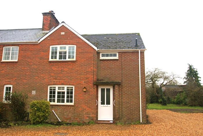 3 Bedroom End Of Terrace House To Rent In Romsey Road, Awbridge, SO51
