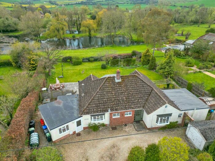 4 Bedroom Detached Bungalow For Sale In Flamstone Street, Bishopstone, Salisbury, SP5