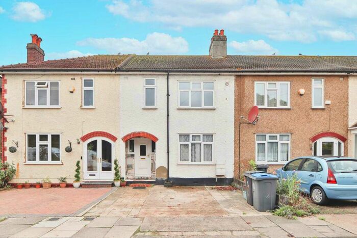 3 Bedroom Terraced House To Rent In Albert Road, New Malden, KT3