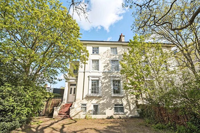 2 Bedroom Flat For Sale In Shooters Hill Road, Blackheath, London, SE3