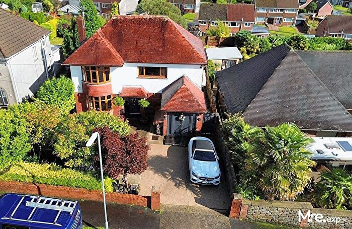 5 Bedroom Detached House For Sale In Gilfach Road, Neath, SA10