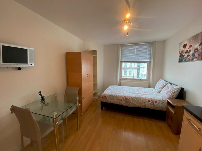 Studio To Rent In Cromwell Road, London, SW7