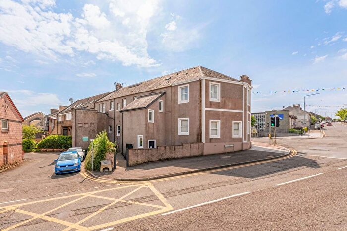 2 Bedroom Maisonette For Sale In East Main Street, Armadale, EH48