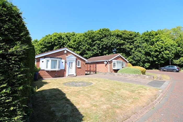 2 Bedroom Detached Bungalow For Sale In Aldeburgh Avenue, Lemington Rise, Newcastle Upon Tyne, NE15
