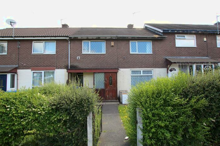 3 Bedroom Terraced House For Sale In Atholl Drive, Heywood, Greater Manchester, OL10