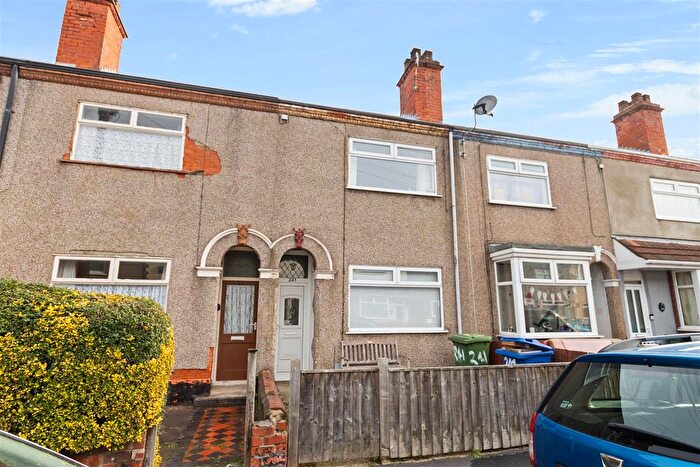 3 Bedroom Terraced House For Sale In Convamore Road, Grimsby, DN32