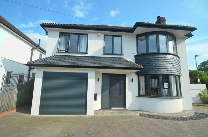 5 Bedroom Detached House To Rent In Brabourne Rise, Beckenham, BR3