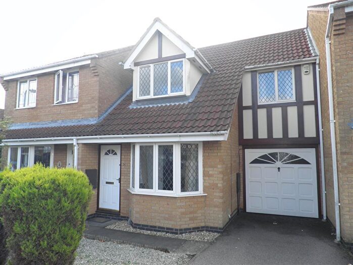 3 Bedroom House To Rent In Aldwell Close, Wootton Fields, NN4