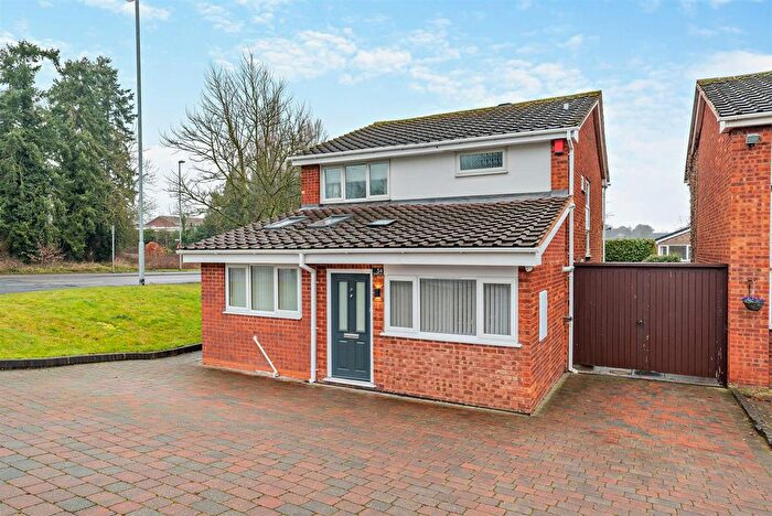 3 Bedroom Detached House For Sale In Stafford Road, Lichfield, WS13