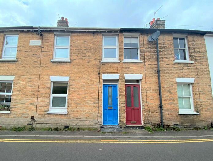 2 Bedroom Terraced House To Rent In Chapel Road, Poole, BH14