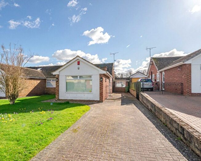 3 Bedroom Bungalow For Sale In Rivelands Road, Swindon Village, Cheltenham, Gloucestershire, GL51