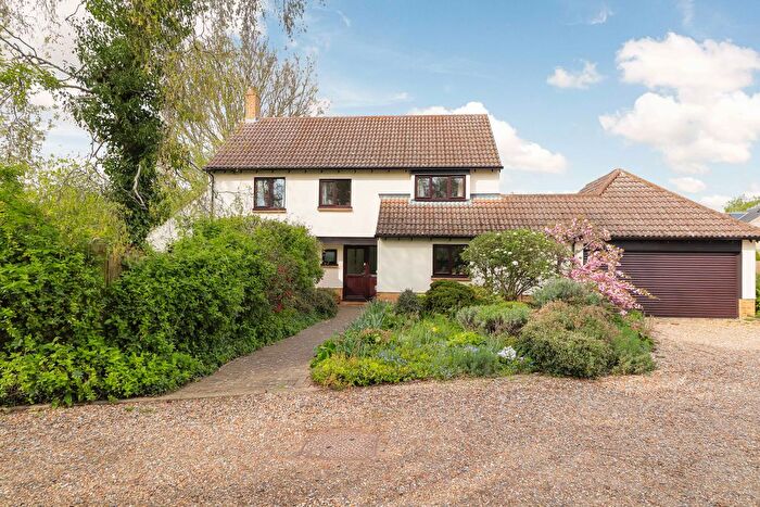 4 Bedroom Detached House For Sale In Bakery Close, Fen Ditton, CB5