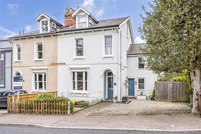4 Bedroom Semi Detached House For Sale In Harp Hill, Cheltenham, GL52