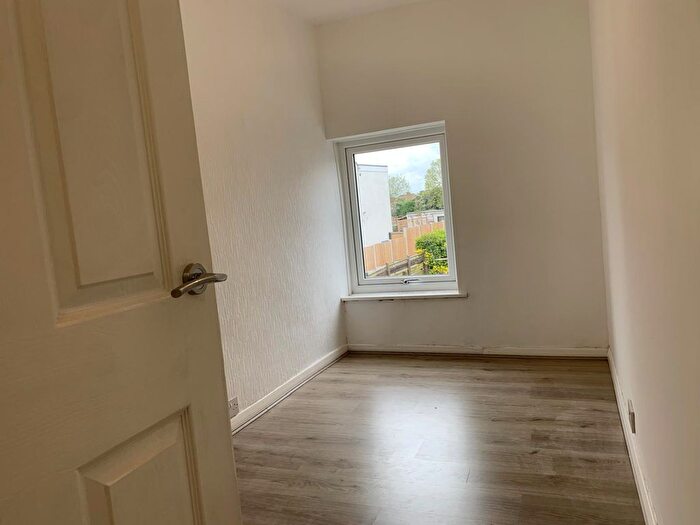 4 Bedroom Property To Rent In Coronation Road, Brimington, Chesterfield, S43