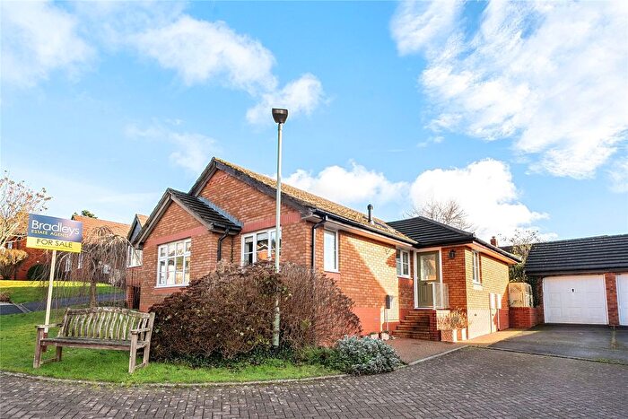 2 Bedroom Detached Bungalow For Sale In Southbrook Road, Bovey Tracey, Newton Abbot, Devon, TQ13