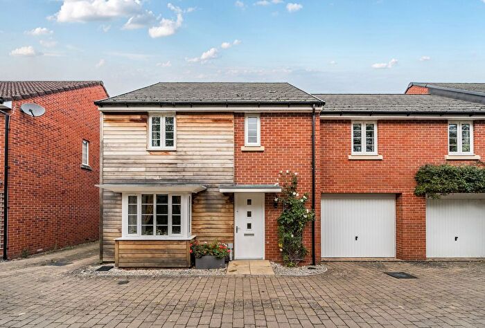 4 Bedroom Semi Detached House For Sale In Staunton Lane, Brockworth, Gloucester, Gloucestershire, GL3