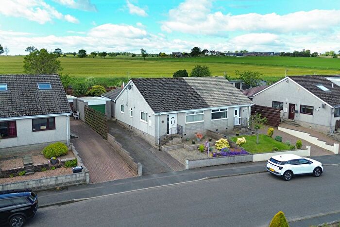 3 Bedroom Semi-Detached House For Sale In Grampian View, Montrose, DD10