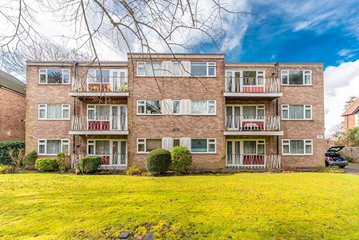 Studio For Sale In Linden Lea, Hatch End, Pinner, HA5