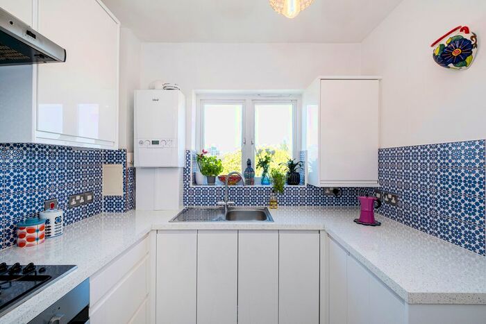 1 Bedroom Flat To Rent In Eastway, London, E9