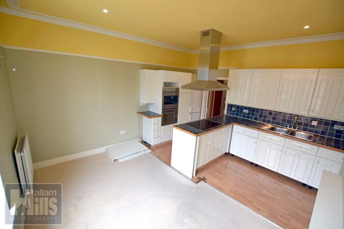 2 Bedroom Flat To Rent In Abbeydale Road, Sheffield, South Yorkshire, S7