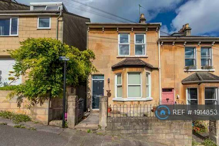 4 Bedroom End Of Terrace House To Rent In Clarence Street, Bath, BA1