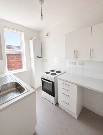 1 Bedroom Flat To Rent In Alfred Road, Prenton, CH43
