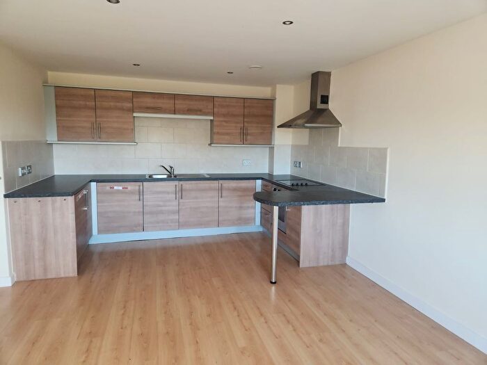 1 Bedroom Flat To Rent In Chantry Waters, Wakefield, WF1