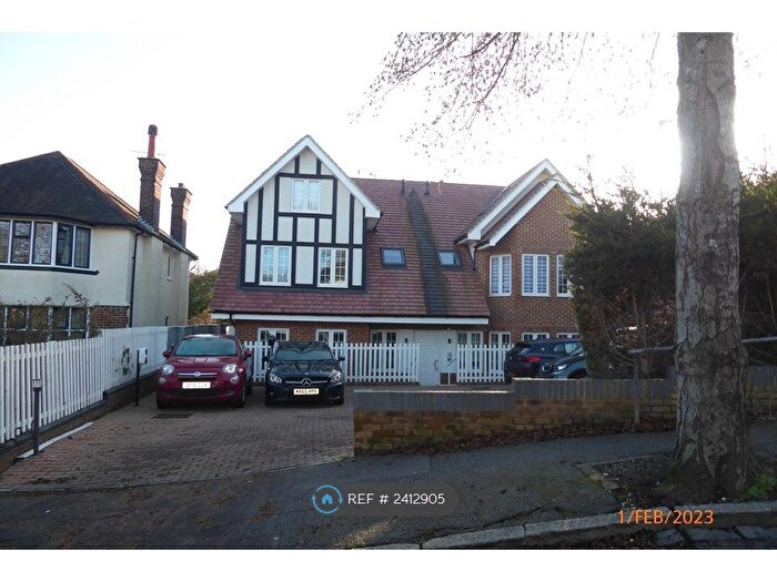 2 Bedroom Flat To Rent In Alnus Apartments, South Croydon, CR2