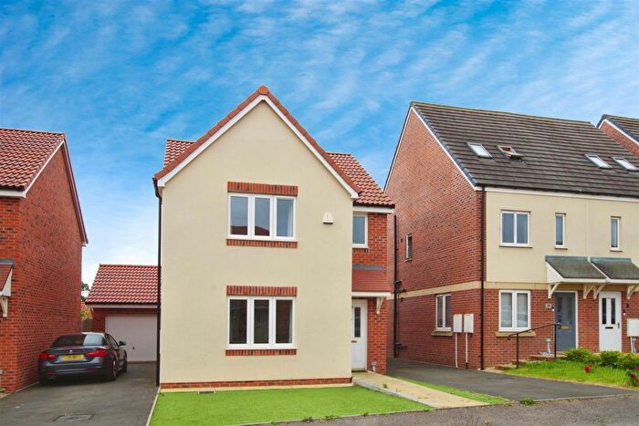 3 Bedroom Detached House To Rent In Bushton Close, Coate, Swindon, SN3