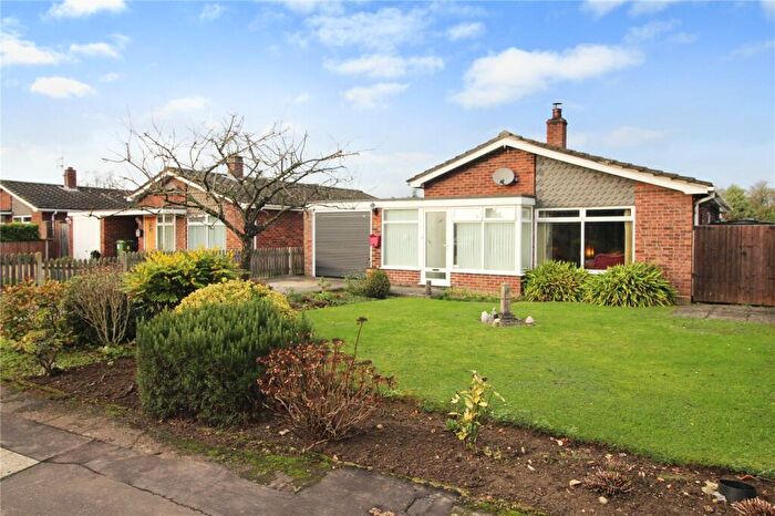 3 Bedroom Bungalow For Sale In Kingswood Close, Brooke, Norwich, Norfolk, NR15