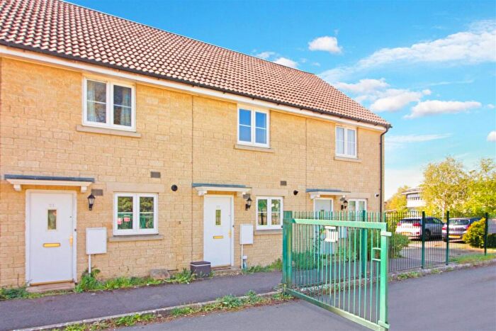 2 Bedroom Terraced House For Sale In Poole Road, Malmesbury, SN16