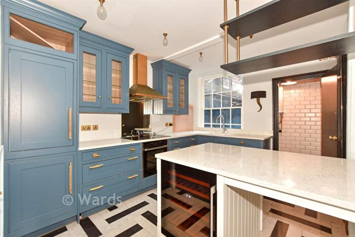 3 Bedroom Town House For Sale In St. Alphege Lane, Canterbury, Kent, CT1