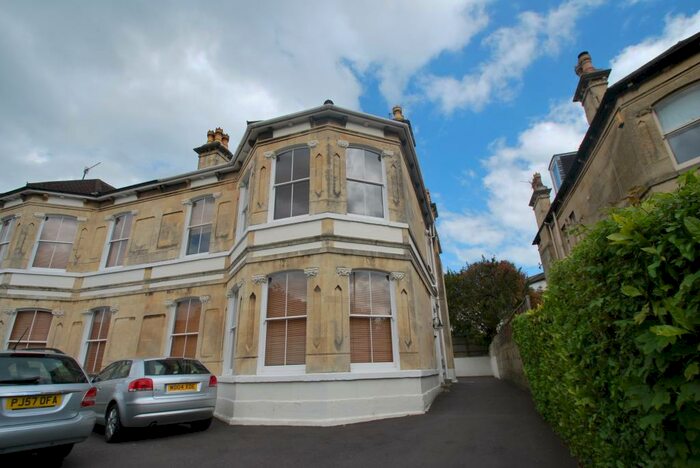 Studio To Rent In Newbridge Road, Bath, BA1